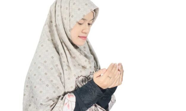 Benefits Of Reciting Surah Waqiah 41 Times Urdu-Hindi