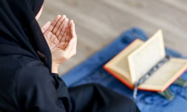 Surah Ghafir Ayat 44 Benefits Urdu-Hindi