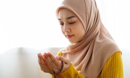 Surah Ikhlas Ka Wazifa For Husband Love Urdu-Hindi