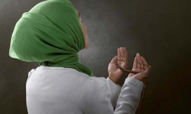 Surah Yaseen Ayat 9 Wazifa Urdu-Hindi