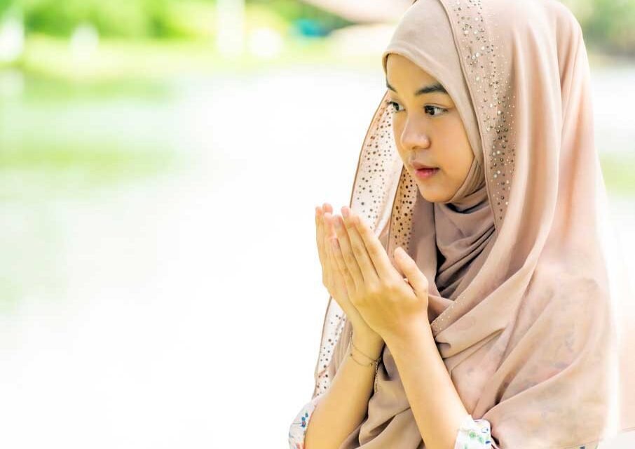 Surah Waqiah Wazifa For Rizq Urdu-Hindi